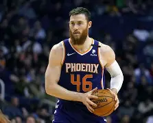 爱游戏-火箭连续27个三分不进