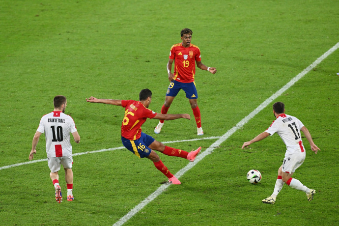 爱游戏体育-格鲁吉亚队在欧国联比赛中精彩表现如何